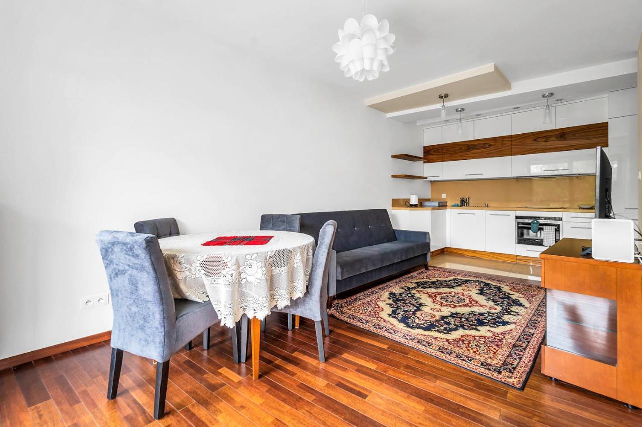 Apartment Malborska Metro Kondratowicza *
